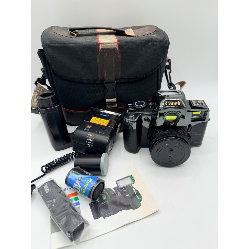 Canon TC-9000 35mm Film Camera Kit Vintage SLR Style Focus Free Black Bag Rare